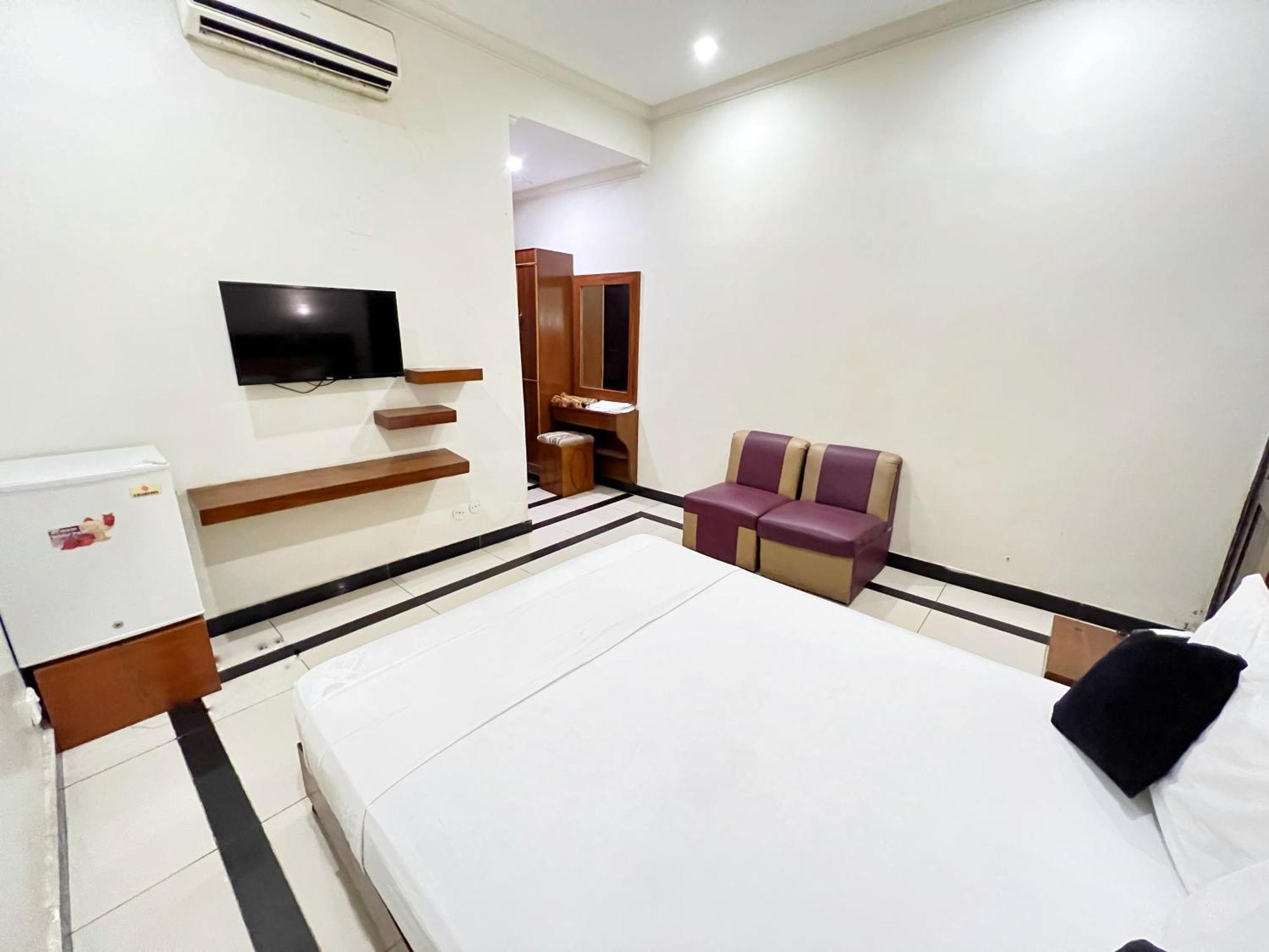 The Grand Hotel Multan Bagian luar foto