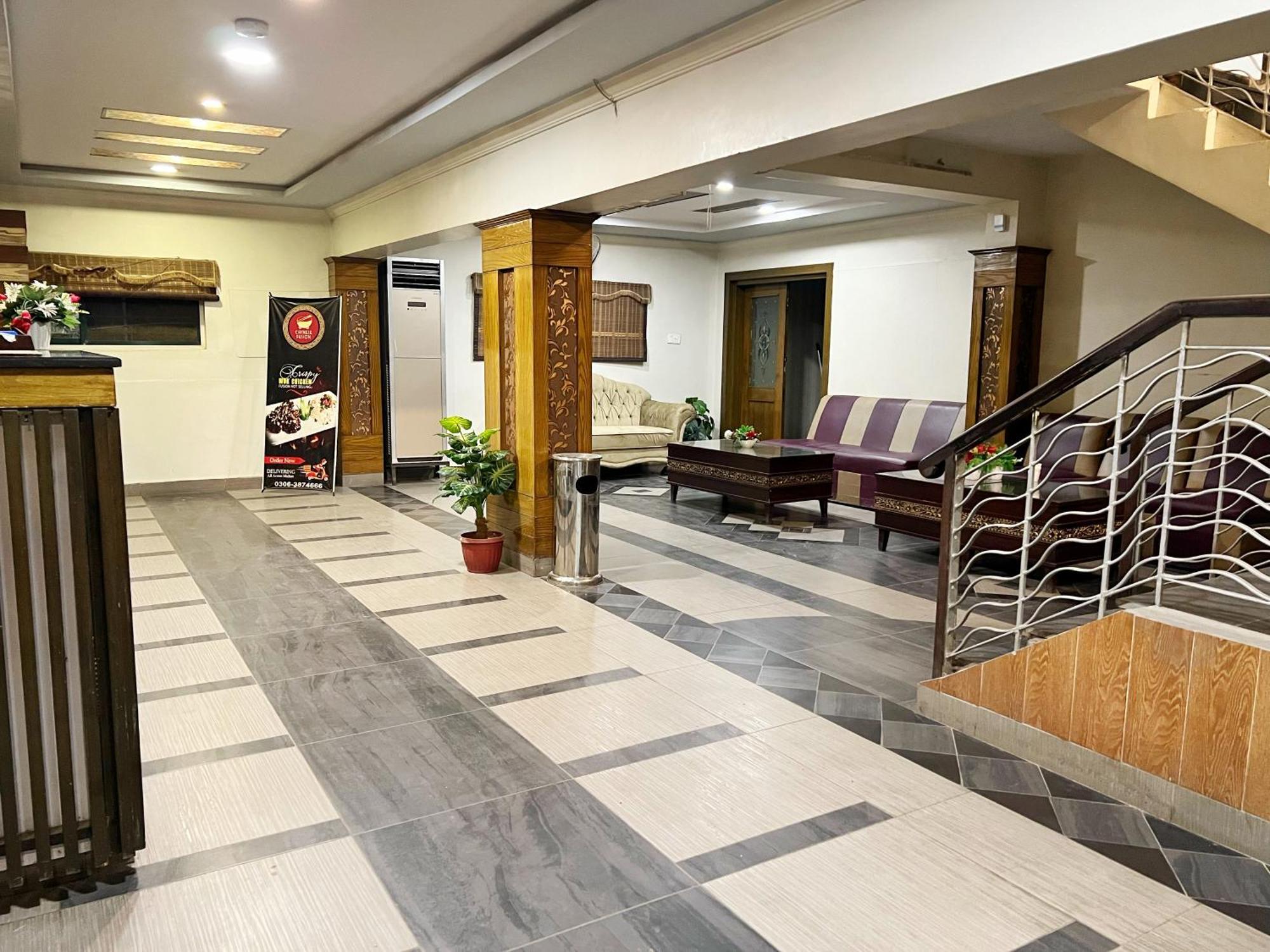 The Grand Hotel Multan Bagian luar foto