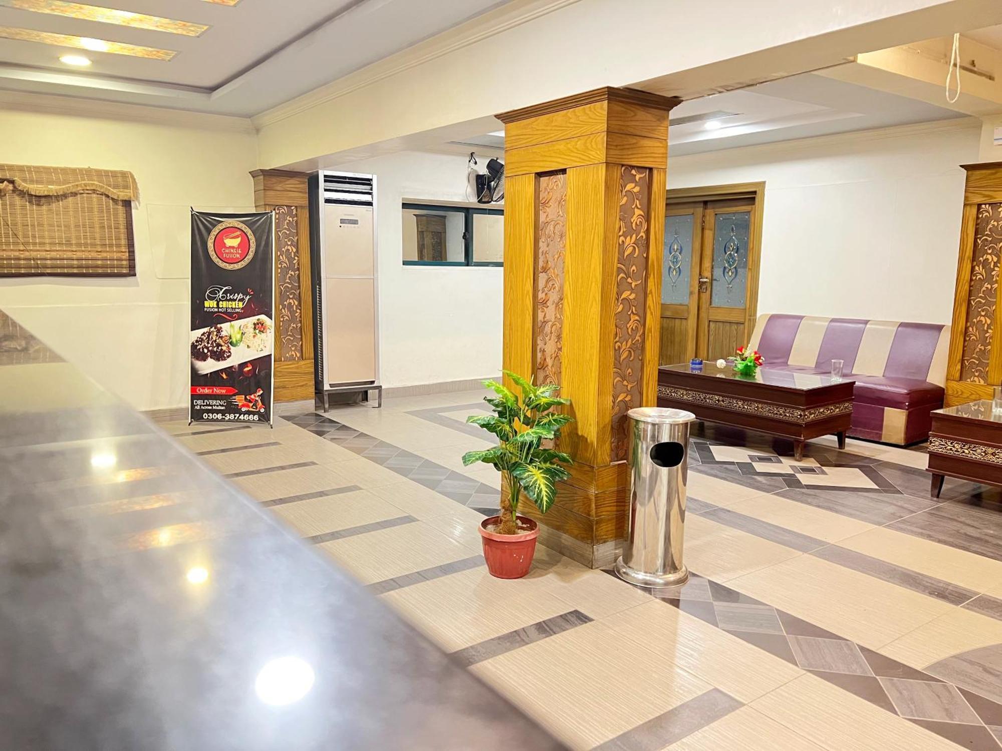 The Grand Hotel Multan Bagian luar foto